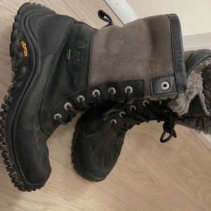 Ugg black winter boots